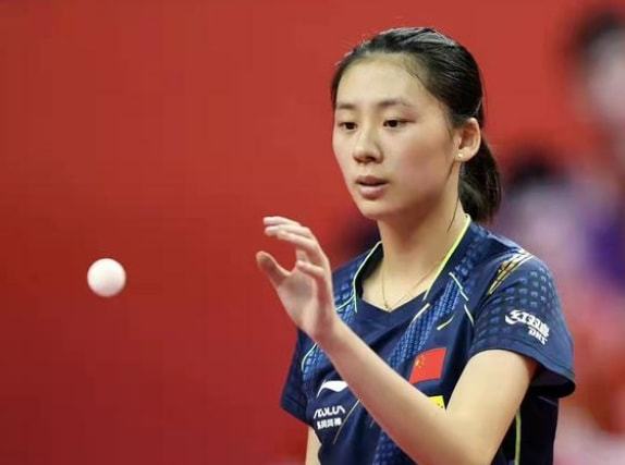 了他在前锋 了他在前锋