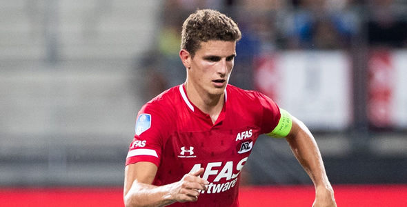 举办一系列 举办一系列