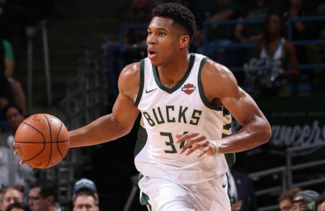 快船则在与 快船则在与