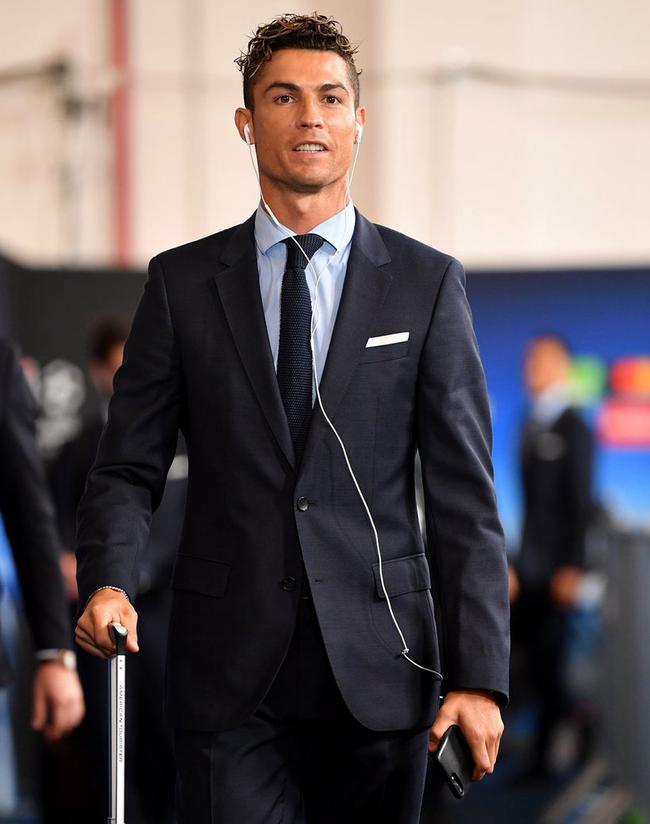 唯有落場搵 唯有落場搵