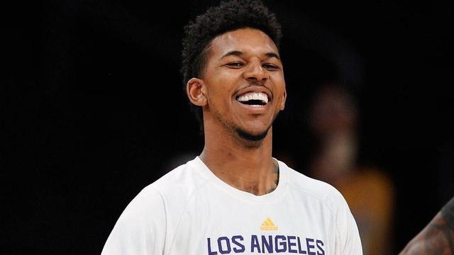 肘区策应与 肘区策应与