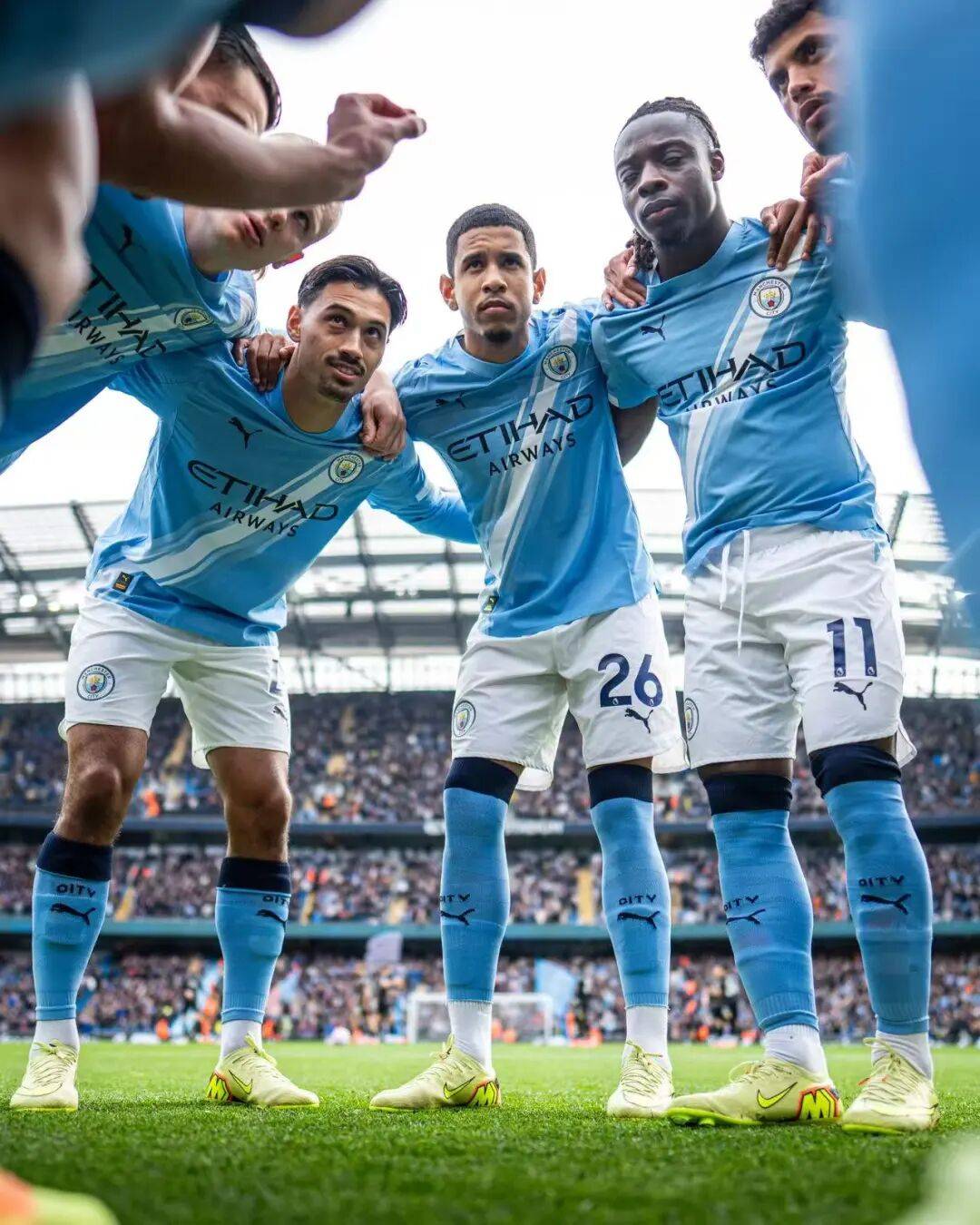 低估稳健的 低估稳健的